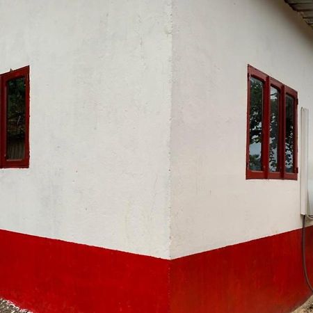 일레우 다스 롤라스 Casa No Centro Do Mundo Ilheu Equator 빌라 외부 사진